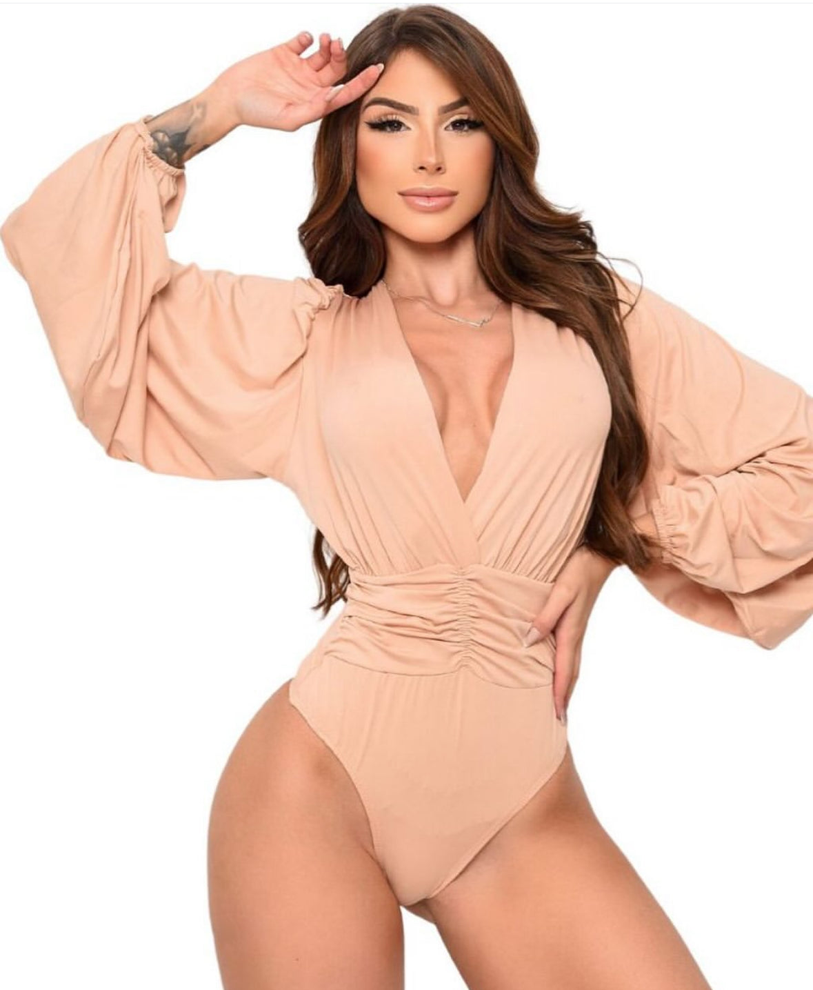 Body elasticado manga globo verde con faja en cintura
